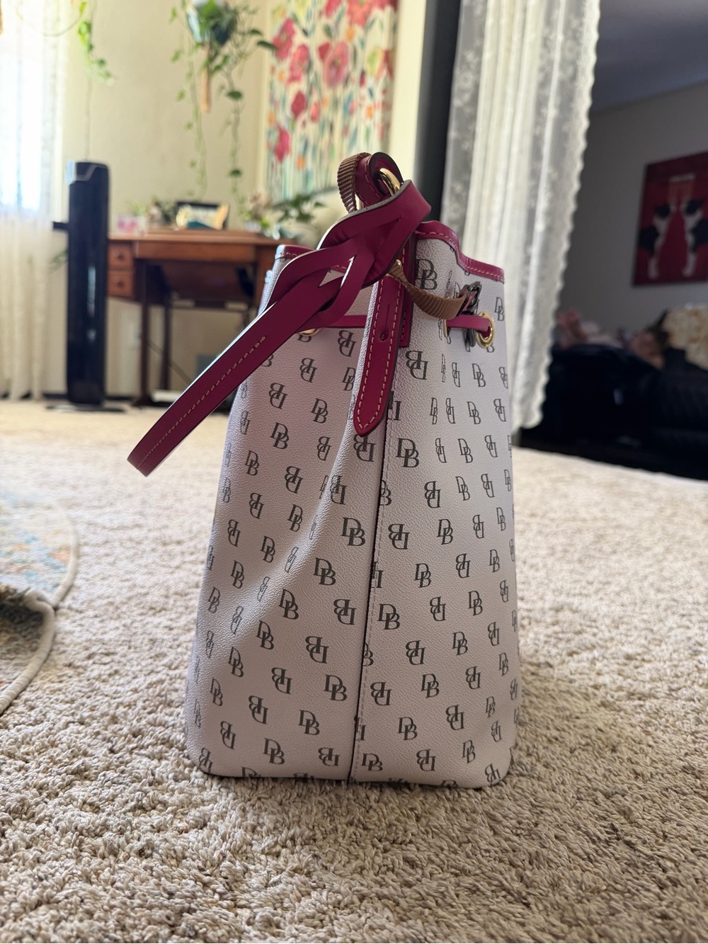 Dooney & Bourke White and Pink Bucket Bag - Picture 2 of 12